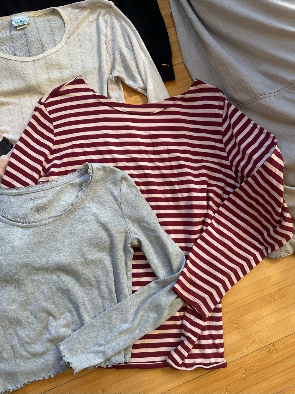 Shirt bundle - Picture 4 of 13
